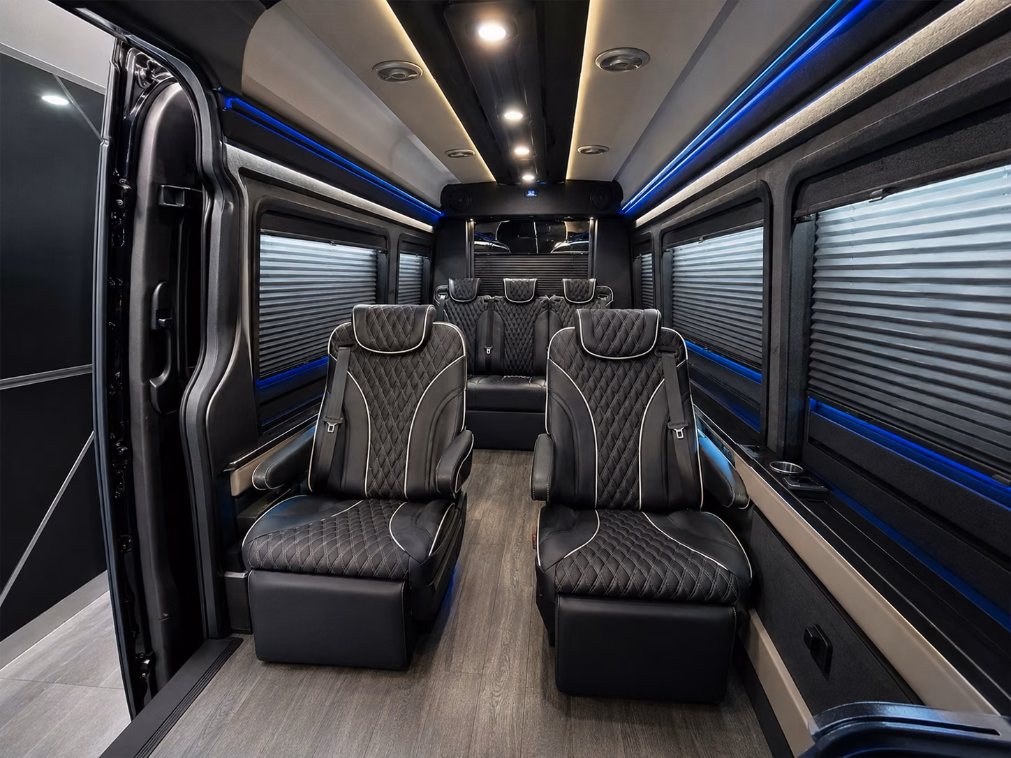 group airport transfers during cactus league fiesta bowl and peak phx season